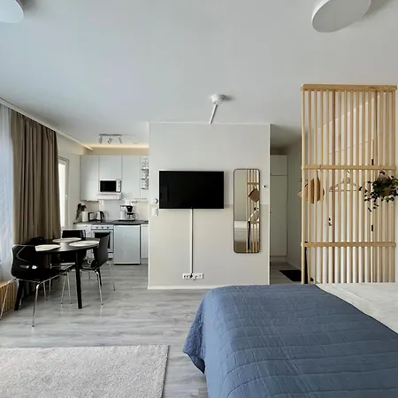 Apartman Cozy With Parking Space And Wifi